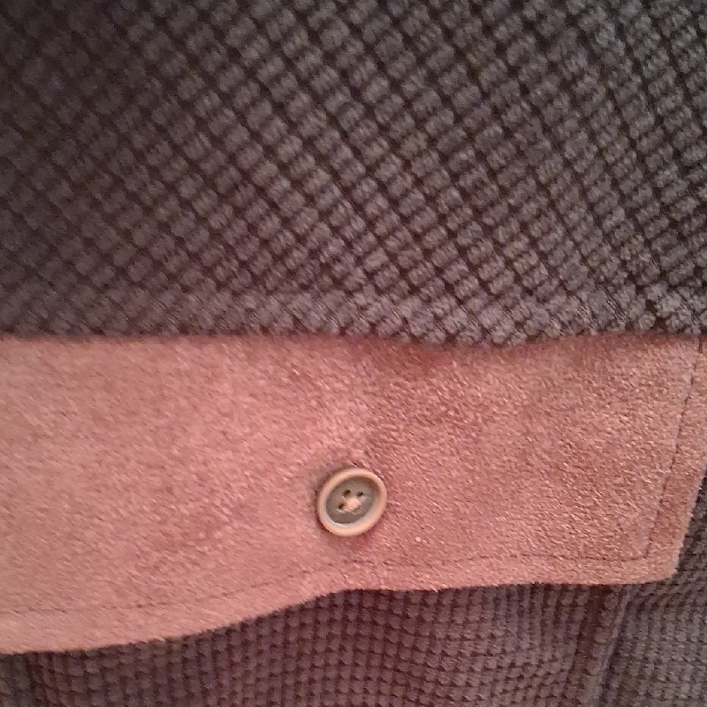 Source Unknown Two-Tone Women's Shacket - image 4